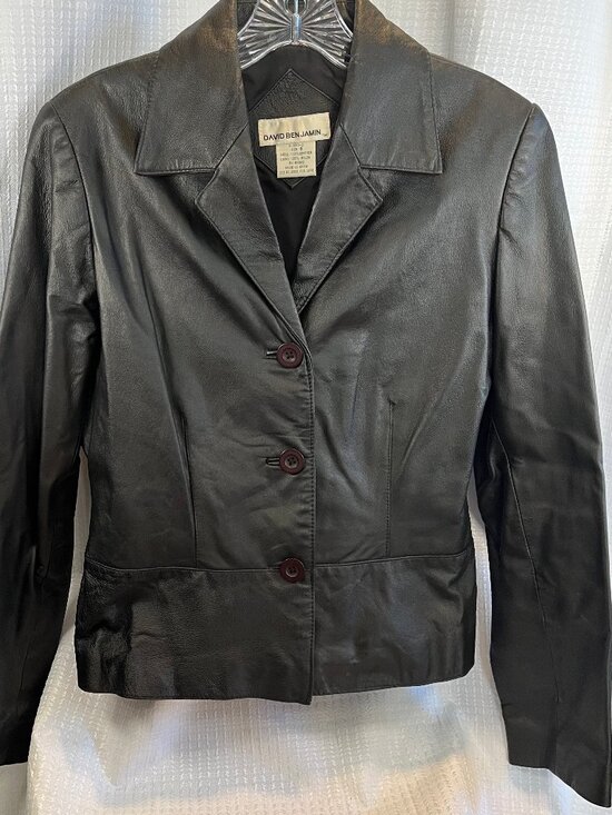 David Benjamin Jackets & Blazers - Vintage David Benjamin Fitted Black Leather Blazer size 8
